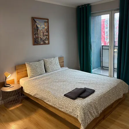 Holdek Ceglana Apartment *