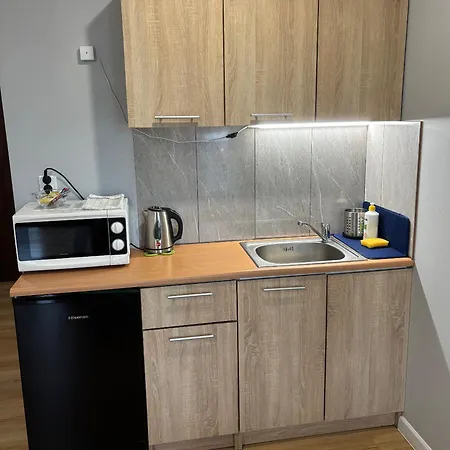 Daire Holdek Ceglana *